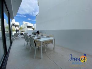 Zdjęcie z galerii obiektu Luxurious Villa Private Pool La Marina Urb LM3 w mieście San Fulgencio