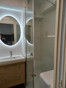 Koupelna v ubytování appartement vue mer + 21 fotografií