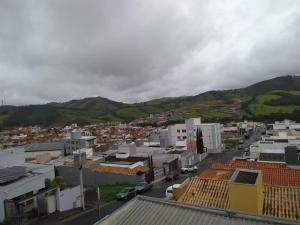 En generel udsigt til bjerge eller udsigt til bjerge taget fra den private indkvartering