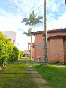 Сад в Condomínio Vereda Tropical - Casa 2