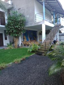 A garden outside Sun Rest Mirissa
