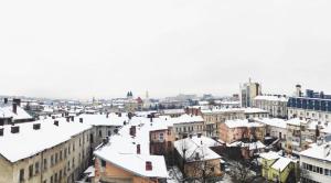 Nespecifikovaný výhled na destinaci Ivano-Frankivsk nebo výhled na město při pohledu z apartmánu