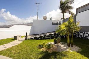 Budova, kde se vila nachází + 33 fotografií