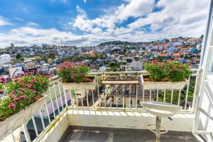 Μπαλκόνι ή βεράντα στο Ngàn Phố Studio & Love Hotel