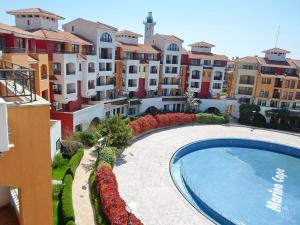 Bazén v ubytování Аpartments Comfort -Marina Cape nebo v jeho okolí