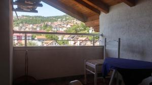 Balkón nebo terasa v ubytování Chardak Apartment Sarajevo
