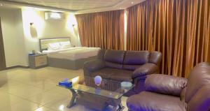 Area soggiorno di Seven Days Hotel
