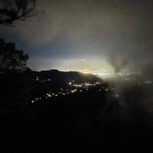 Landskap semula jadi dekat dengan rumah tamu ini
