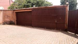 Gallery image ng Appartement meublé au centre ville Yaoundé au Carrefour Vallee Nlongkak sa Yaoundé