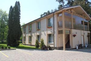 Budova, kde se aparthotel nachází