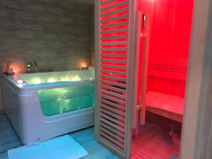 Spa in/ali druge wellness storitve v nastanitvi YourHome - La Meta Perfetta Rooms&Spa