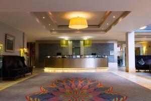Area lobi atau resepsionis di Kilkenny Ormonde Hotel