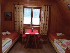 Posteľ alebo postele v izbe v ubytovaní Apartament Rojka