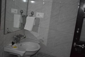 Koupelna v ubytování Hotel Nawal Sagar Palace - Bundi