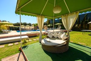 Bazén v ubytování Villa Kesh Evasion Marrakech nebo v jeho okolí