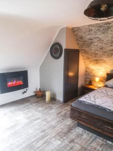 Postel nebo postele na pokoji v ubytování Rheinterrasse Wohnung 3