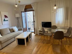 Telewizja i/lub zestaw kina domowego w obiekcie El Rincon De San Gil