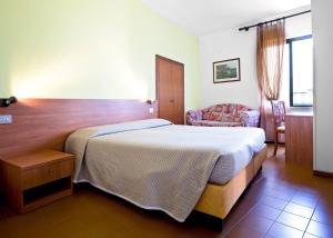 Gallery image of Hotel Pace in Brenzone sul Garda