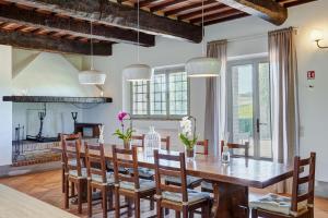 Fotografie z fotogalerie ubytování Tenuta Golo Luxury Villa - Wine Estate with Pool near Montepulciano v destinaci Montepulciano