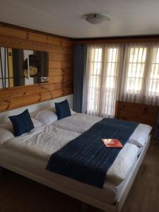 Postel nebo postele na pokoji v ubytování Mazot Zermatt