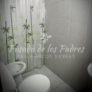 Ένα μπάνιο στο Posada de los Padres - LOS OLIVOS