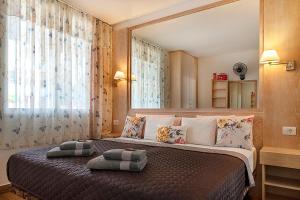 Postel nebo postele na pokoji v ubytování AZAHARA PLAYA -LAS VISTAS BEACH Free Wifi