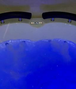 Hồ bơi trong/gần B&B LA REGGIA DI RIHANNA spa