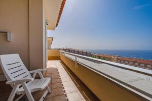 Balkón nebo terasa v ubytování Amazing apartment with sea views and AC, PA06