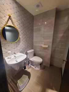 Ένα μπάνιο στο Sunlight Forest Homestay +105 φωτογραφίες