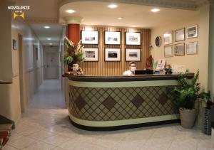 Vstupní hala nebo recepce v ubytování Hotel Novoleste + 37 fotografií