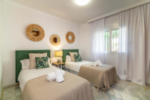 Galeriebild der Unterkunft VACATION MARBELLA I Villa Adelfas, Andalusian Style, Private Pool, Sea View in Marbella