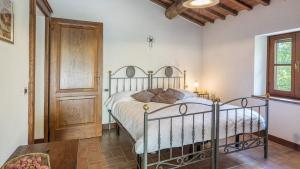 Posteľ alebo postele v izbe v ubytovaní CASA LARGNANO 6&2, Emma Villas