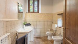 Kúpeľňa v ubytovaní CASA LARGNANO 6&2, Emma Villas