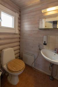 Ванная комната в Villa Kurpitsa at MESSILA ski & camping