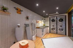 Η κουζίνα ή μικρή κουζίνα στο Atour Hotel Rudong Central Plaza