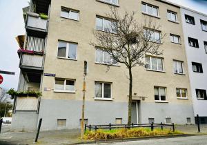 Το κτήριο όπου στεγάζεται  το διαμέρισμα