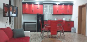 Η κουζίνα ή μικρή κουζίνα στο Apartmani Grza