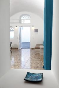Fotografie z fotogalerie ubytování Church and Cave - Santorini Private Residences v destinaci Mesariá