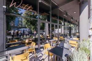 Restoran atau tempat lain untuk makan di SPA Nadmorskie Tarasy Nemo Apartamenty Kołobrzeg - Latarnia morska - Port