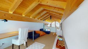 Voodi või voodid majutusasutuse Modern chalet surrounded by nature in Vercorin toas