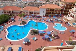 O vedere a piscinei de la sau din apropiere de Dinastia B401 by Tenerife Rental and Sales