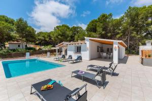 The swimming pool at or close to Villa Anna - PlusHolidays