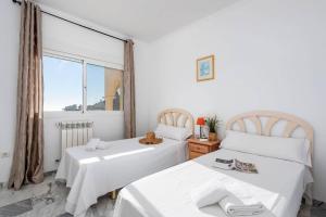 Łóżko lub łóżka w pokoju w obiekcie Villa Sabita - PlusHolidays