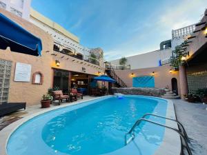 Piscina en o cerca de Al Liwan Suites