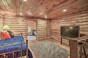 Gallery image of Woodsy Kentucky Escape with Game Room and Lake Access! in Burnside