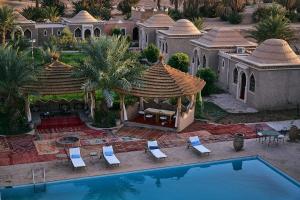 Sundlaugin á riad sbai palace eða í nágrenninu