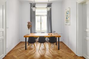 Zdjęcie z galerii obiektu Artsy Flat near Wenceslas Square by Prague Days w Pradze
