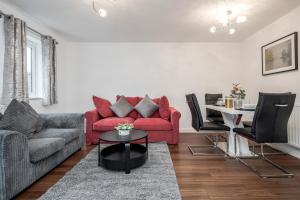 Posezení v ubytování Stunning 3BR house in Basildon