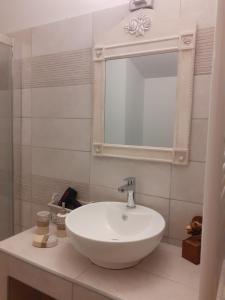 A bathroom at The view attic