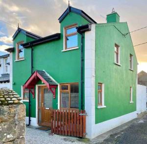 Gallery image of The Historic Wee Green House in Carrigart